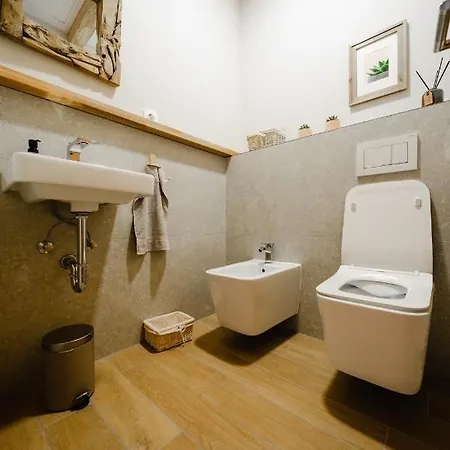Cserszegi Kockák Apartman *
