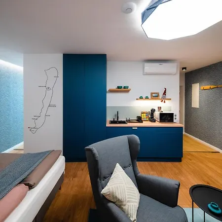Cserszegi Kockak Apartment
